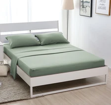 4-Piece Bed Sheet Set 1 Fitted Sheet 1 Flat Sheet 2 Pillowcases Full Size