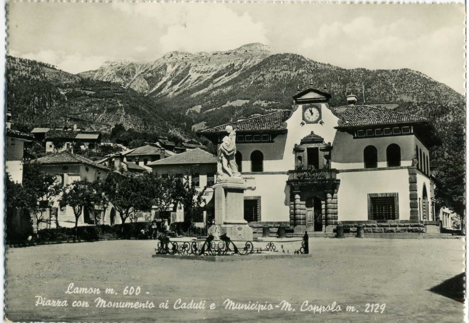 Foto 1 di 2