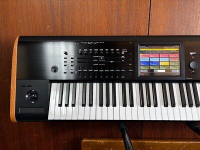 美品！名機！KORG KRONOS 2 73ピアノ鍵盤 純正フライトケース付き 美品！名機！KORG KRONOS 2 73ピアノ鍵盤 純正フライトケース