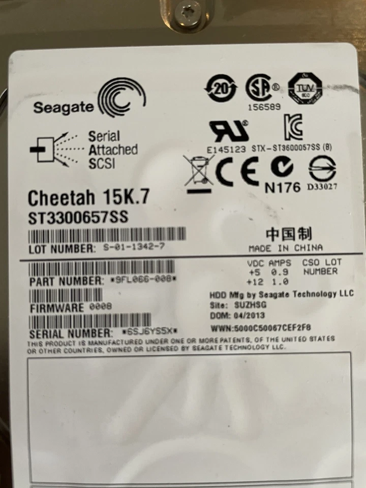 Hard Disk Seagate ST3300657SS - 300 GB SAS - Modello Cheetah 15K.7 Drive Server - Immagine 2 di 4