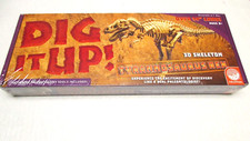 2015 Mindware Dig It Up Tyrannosaurus Rex 3D Skeleton Excavate a T Rex NEW