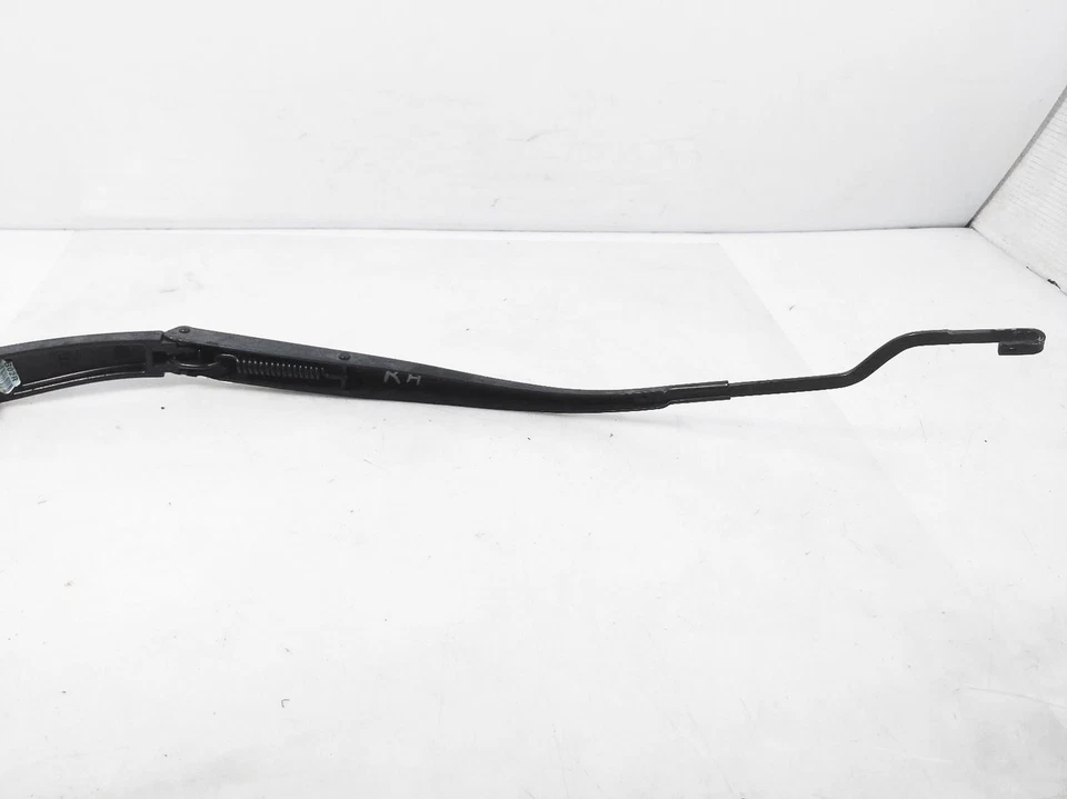 Brazo limpiaparabrisas pasajero derecho BMW 535I 2011-2016 61-61-7-203-156 Foto 3 de 4