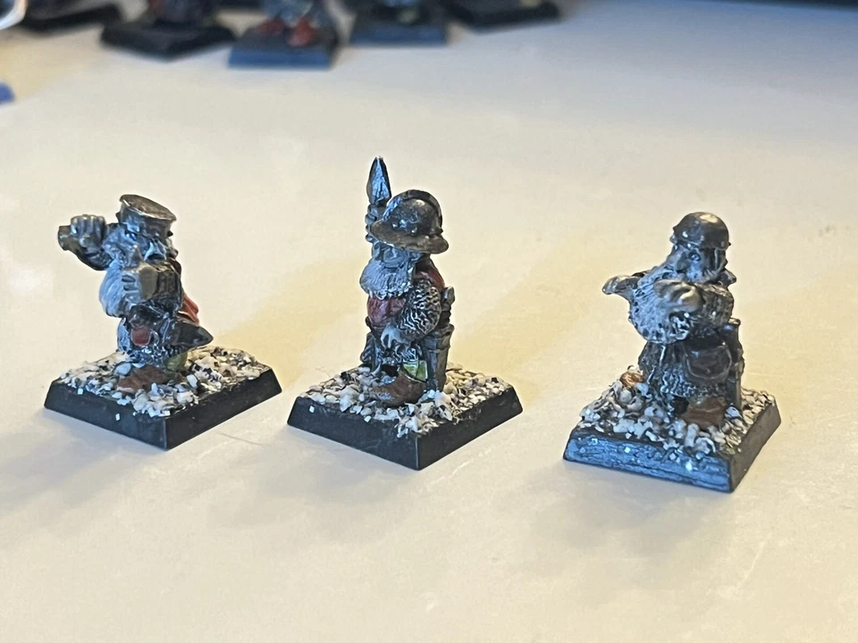OOP Citadel / Warhammer Metal Empire C22 Imperial Dwarf Bolt Thrower Crew - Image 2 of 4