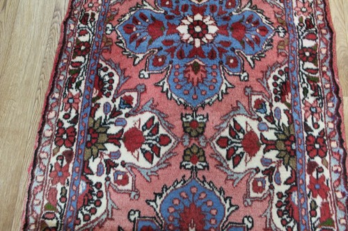 FINE HANDMADE PERSIAN ORIENTAL WOOL PINK RUNNER FLORAL DESIGN 175 X 65 CM - Picture 6 of 9