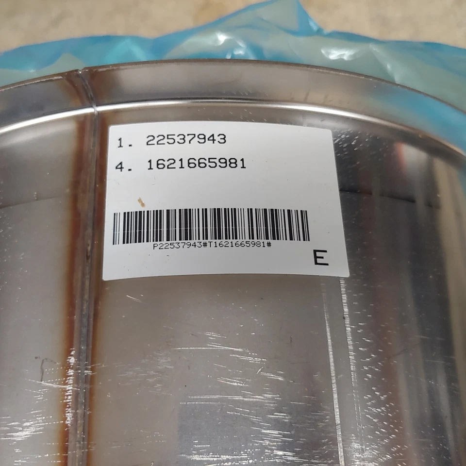 Volvo Muffler PN# 22537943 - Image 3 of 4