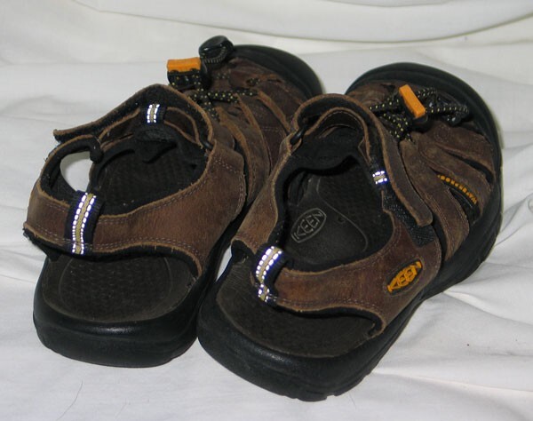 Scarpe da trekking Keen Newport H2 in pelle marrone acqua fiume bambino US 4 EU 36 EUC!