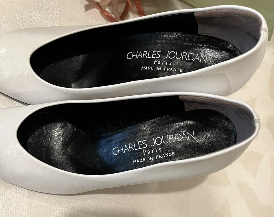 VINTAGE CHARLES JOURDAN White Leather High Heels SZ 8M NEW Brides Wedding Classy - Image 2 of 4