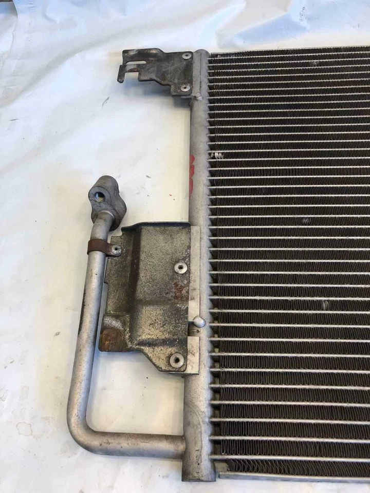 Condensador aire acondicionado Saturn Vue 2004-2007 4 cilindros 2,2 L tracción delantera manual Foto 4 de 4