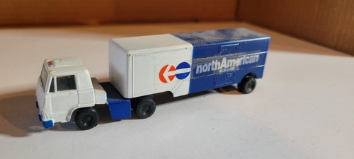 T8 HO Scale Trailer Semi Truck Model Layout NORTH AMERICAN VAN LINES QQQQ
