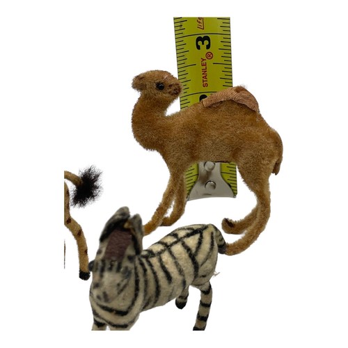 Kunstlerschutz Handwork W Germany Giraffe Zebra Bear Camel Zoo Animals Vintage - Picture 4 of 13