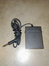 Yamaha FC5 Electronic Keyboard Compact Foot Switch Style Sustain Pedal