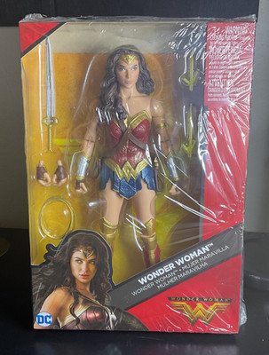 Wonder Woman Action Pose Doll w/ Sword, Shield Block Accessories DC Comics