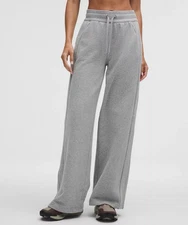 Lululemon Scuba Mid-Rise Wide-Leg Pant Regular XS
