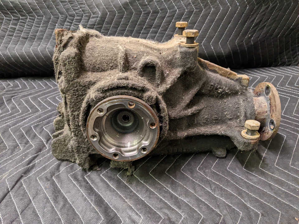 BMW Z3 E36 1.9 Rear Differential 3.45 33101428419 - Imagem 2 de 4