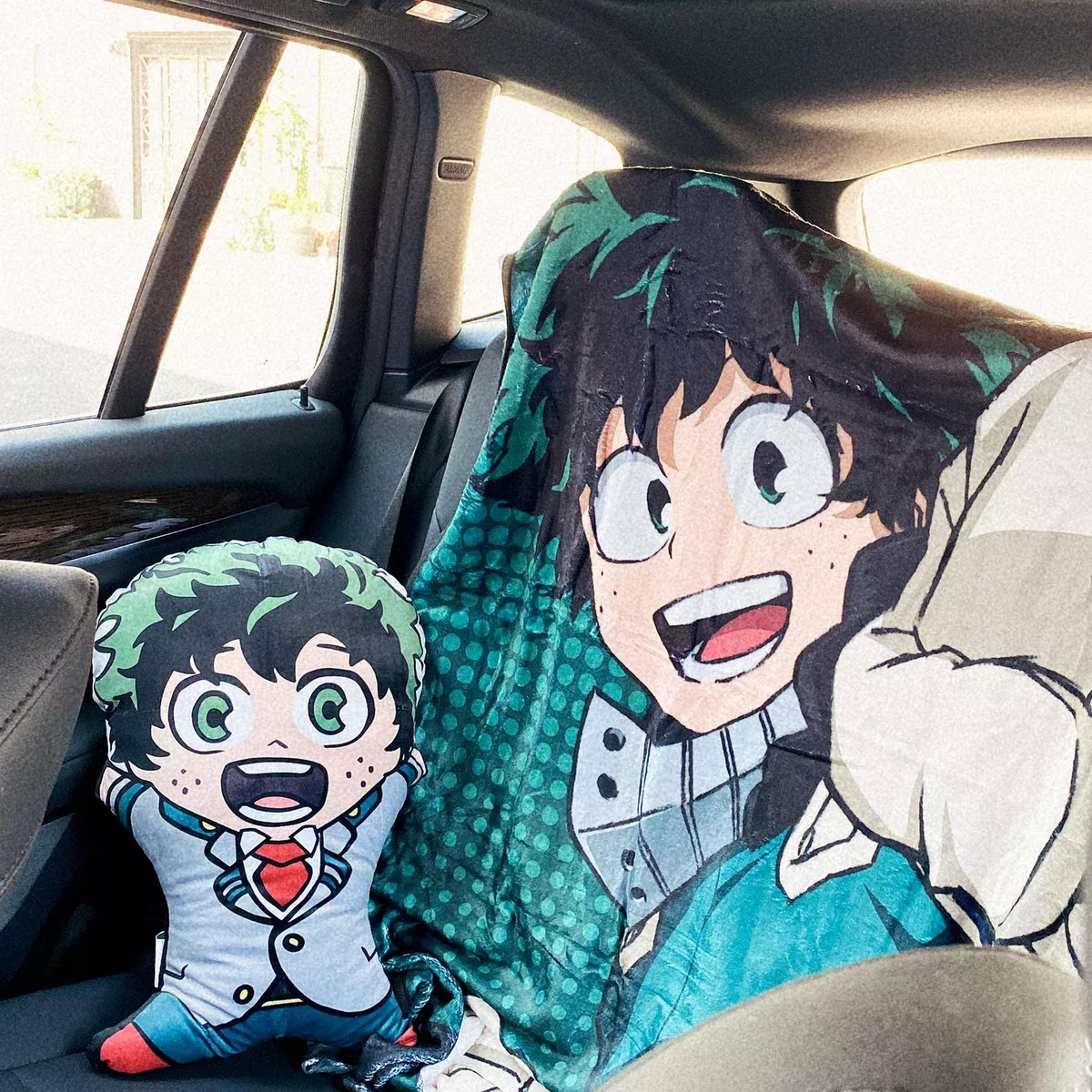 Izuku travel pillow cheap