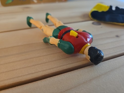 1990 Toy Biz DC Comics Superheroes Robin with Card Back - Picture 8 of 12