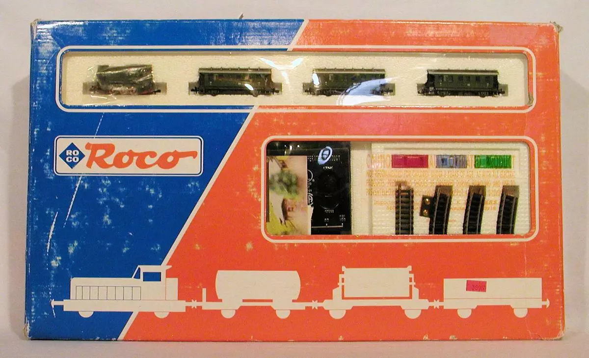 NEW N Scale Roco Starter Set 21021 Steam Locomotive 3 Passenger
