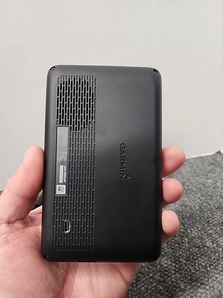 Garmin Nuvi 40LM 4.3-inch Portable GPS Navigator - Image 4 of 4