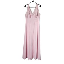1970s VANITY FAIR Pink Lace Nightgown Slip Dress Size 36 Vintage Coquette