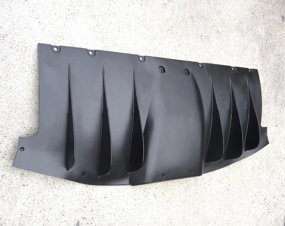 Difusor de parachoques trasero Ferrari 458 2010-2015 STD con aletas completas 82456300 OEM Foto 4 de 4