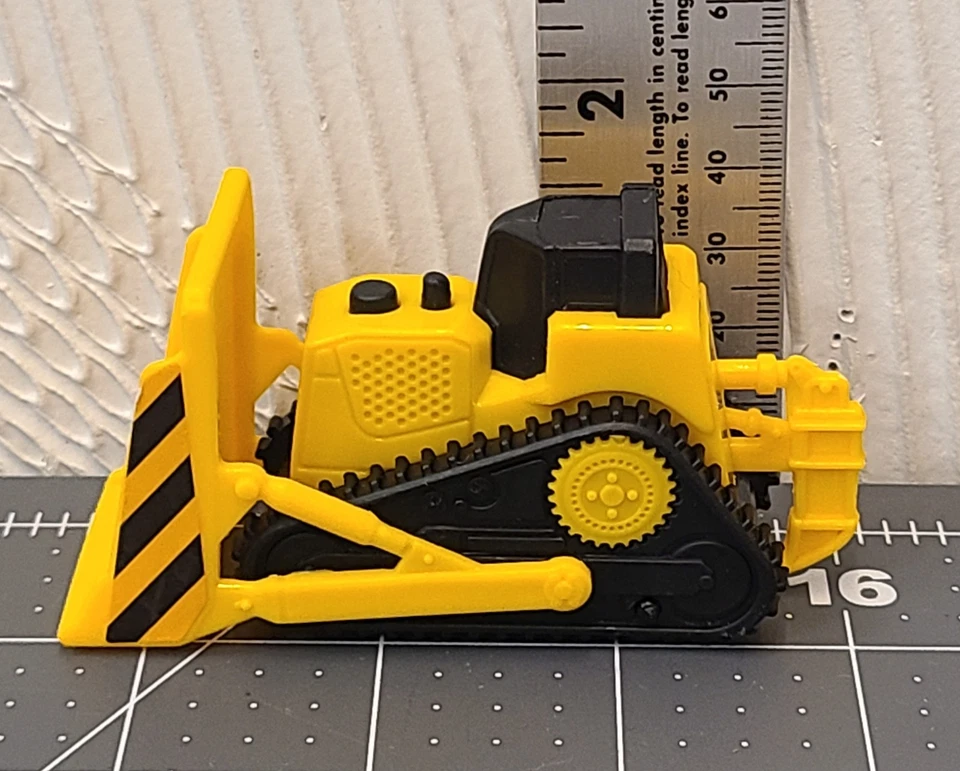 CAT MINI MACHINES Lot Of 11  Construction Vehicles Toy Set Plastic Yellow Black  - Image 4 of 4