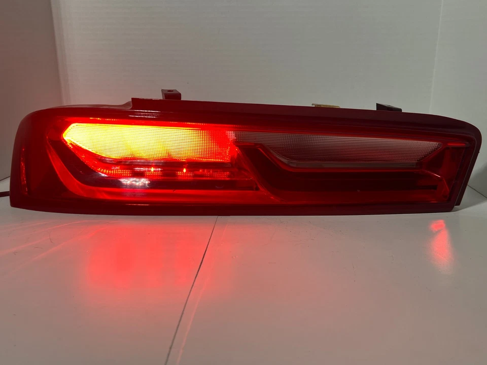 Chevrolet Camaro 2016 2017 2018 LH Driver Side LED Tail Light OEM LED - Image 4 of 4