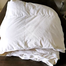 Downmark Down Duvet Insert Queen size 88 x 84 inches White Cotton