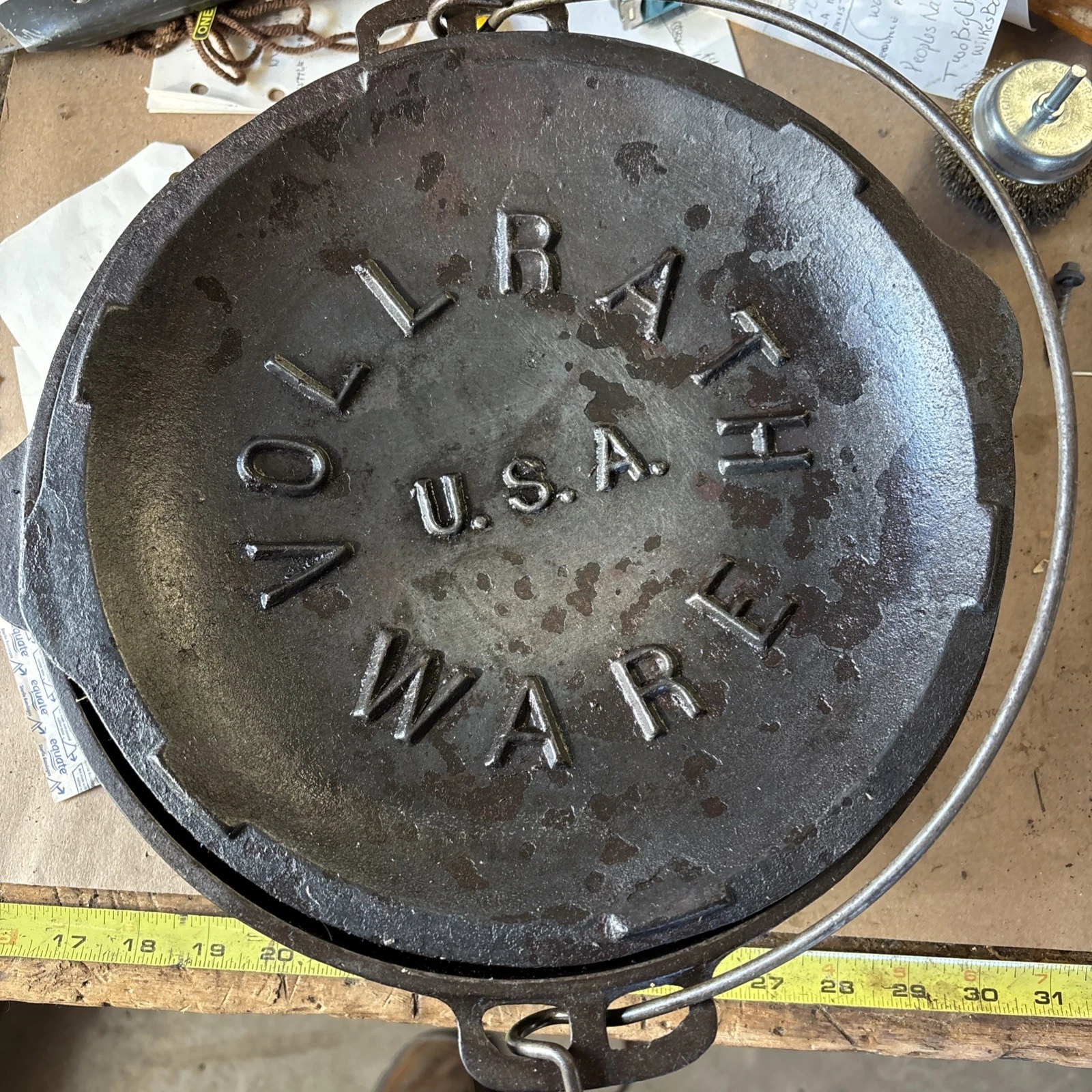 Vollrath Ware 10 1/2” dia. Marked lid X 4 1/2” Dutch oven Cast Iron pan & Lid