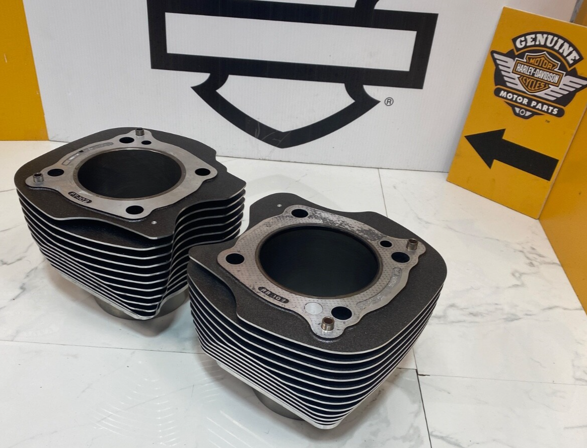 CVO OEM Harley 17-25 M8 117ci Softail, Touring Cylinder Jugs