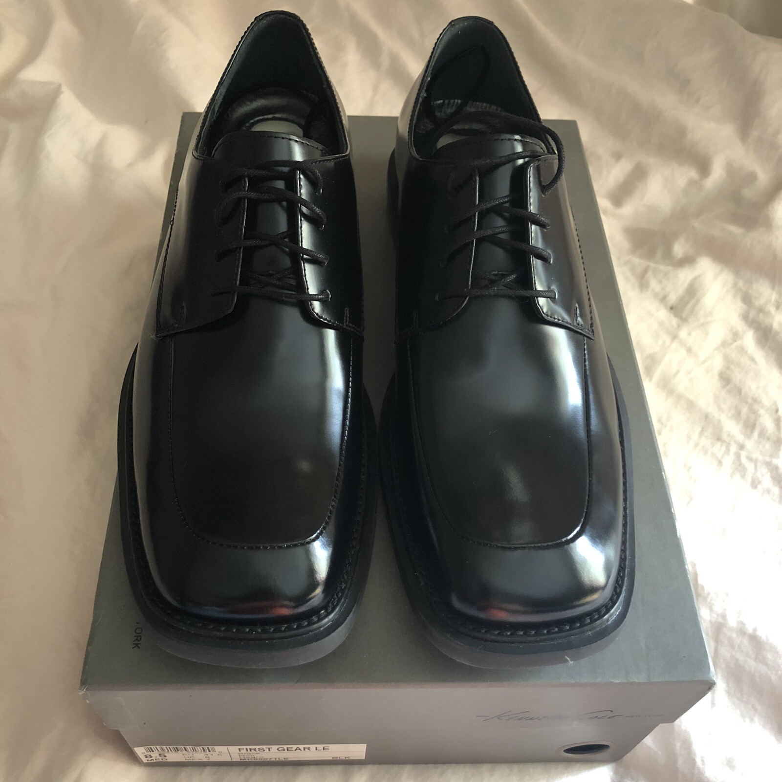 NEW Mens Kenneth Cole New York Loafers 