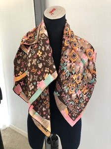 louis vuitton flower scarf