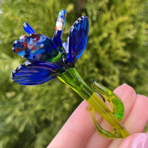 Blue Glass Flower Figurine Blown Sculpture | Glass Wall Decor Flower Arrangement - Picture 9 of 9