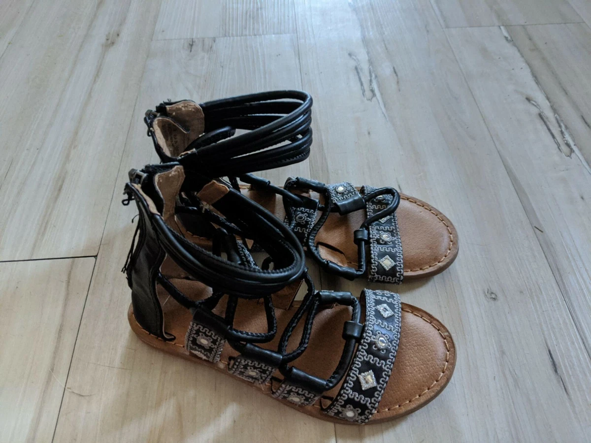 Strappy sandals online size 12