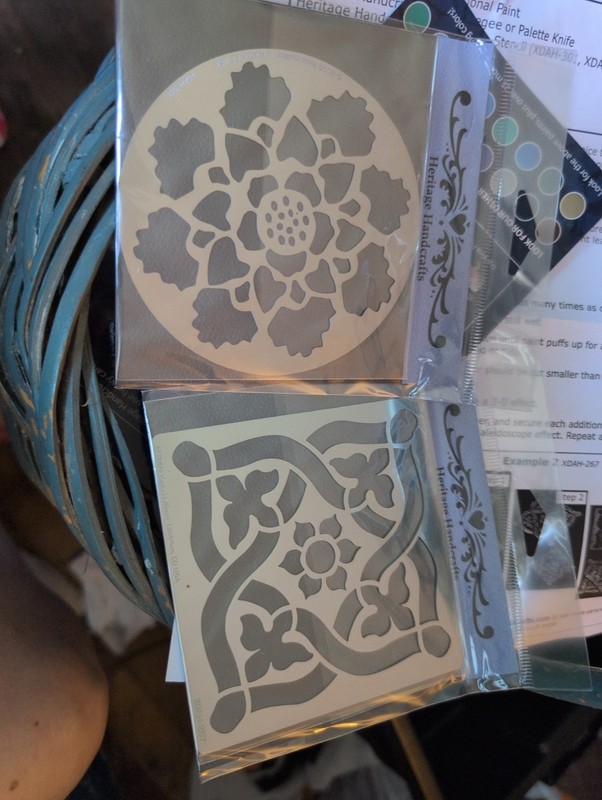 2 HERITAGE HANDCRAFTS SOLID BRASS EMBOSSING STENCIL With Paints / Glitter