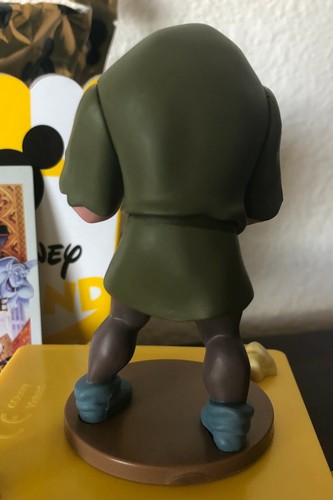 Disney Rewind Series 3 HUNCHBACK of NOTRE DAME Mystery Figure Popcorn Box & Art - Picture 3 of 8