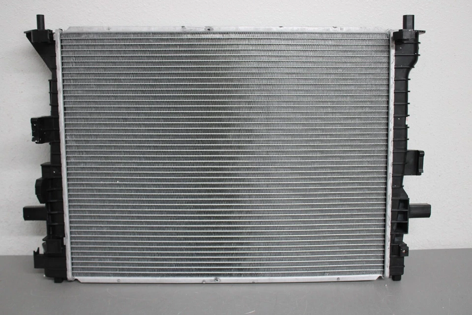 2006 2007 2008 2009 FORD CROWN VICTORIA LINCOLN TOWN CAR FRONT RADIATOR — 第 2/4 张图片