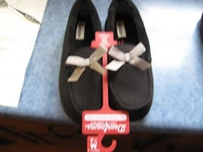 Women's DEARFOAMS Memory Foam Moccasin Slippers, Size Medium(7-8) Wide WIDTH New