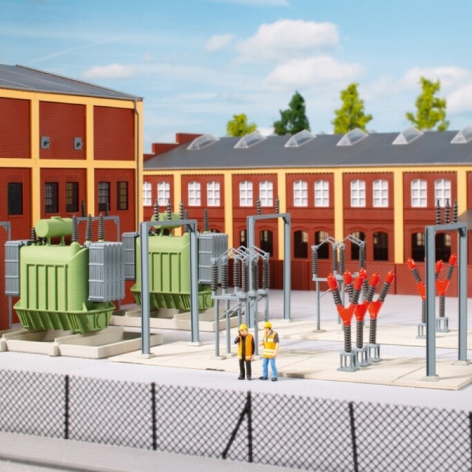 Transformateurs HO 1/87 Auhagen 41652 : fini les décors industriels vides