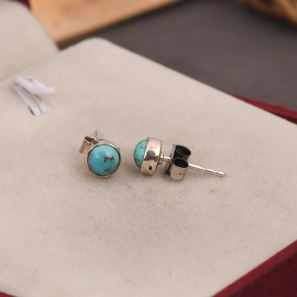 925 Sterling Silver Round Kingman Turquoise Stud Earrings With Oxidized Color - Image 3 of 4