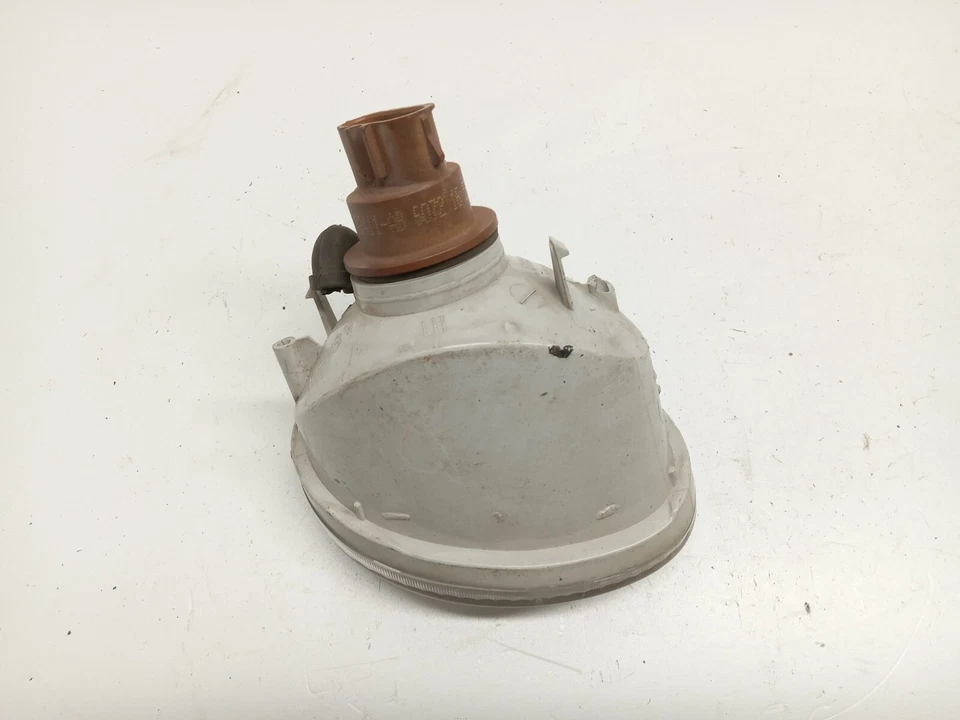 96-97 FORD TAURUS LEFT SIDE UPPER BUMPER MOUNTED FOG LIGHT PARK OEM, 116-01009 - Image 4 of 4