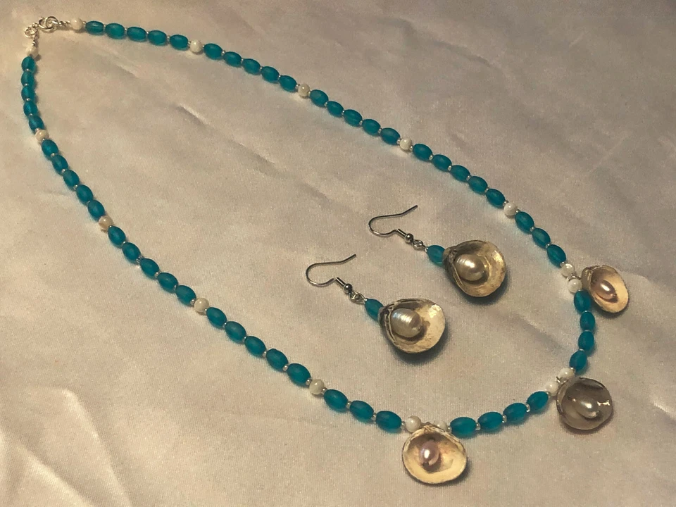 Juego de pendientes collar concha de perlas de agua dulce de vidrio azul aguamarina sirena... Foto 2 de 3