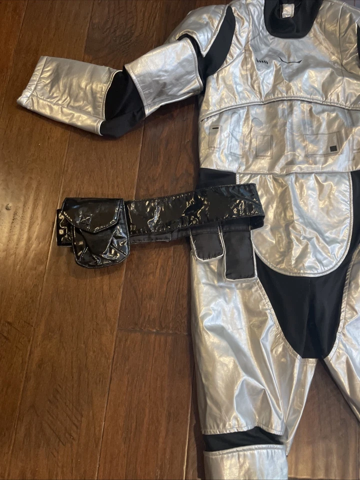 КОСТЮМ СЕРЕБРЯНОГО ШТУРМОВИКА DISNEY STAR WARS AWAKENS CPT PHASMA детский размер 7/8 - Изображение 3 из 4