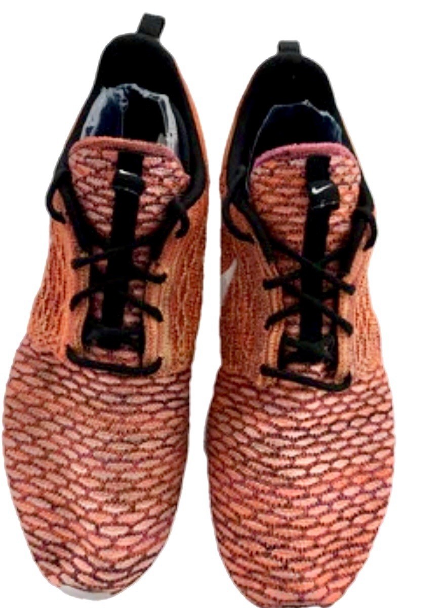 Mens Size 10.5 Nike Flyknit Roshe Run Collection Free Shipping