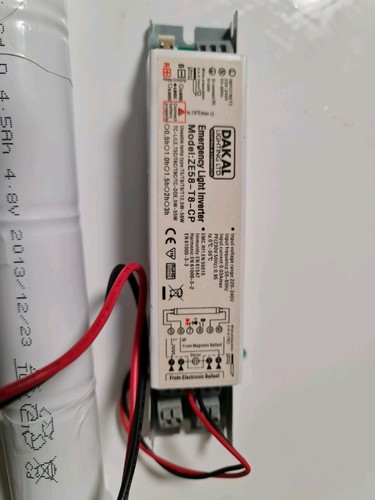 DAKAI Emergency Light Inverter FIBT N1-Cd Battery 4-5Ah 4-8V - Picture 9 of 14
