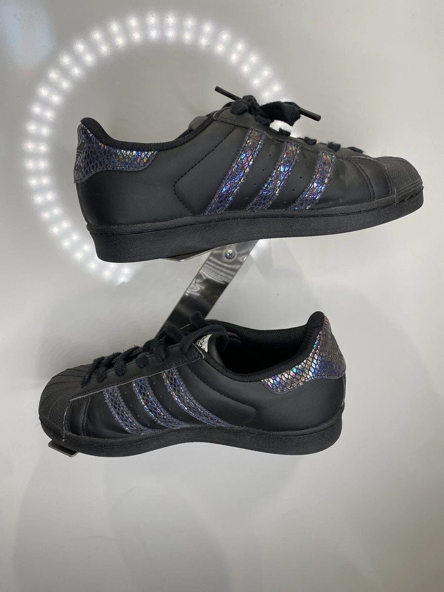 pecho Jadeo sabio Womens4.5 ADIDAS SuperStar Shell Toe Black w/ Iridescent Rainbow Stripes  BB5408 | eBay