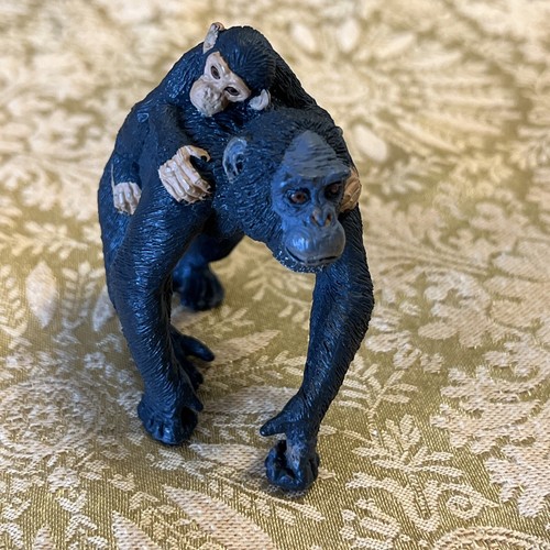 Chimpanzee with Baby Wild Safari Figure Safari Ltd Realistic Mammal Toy Chimp