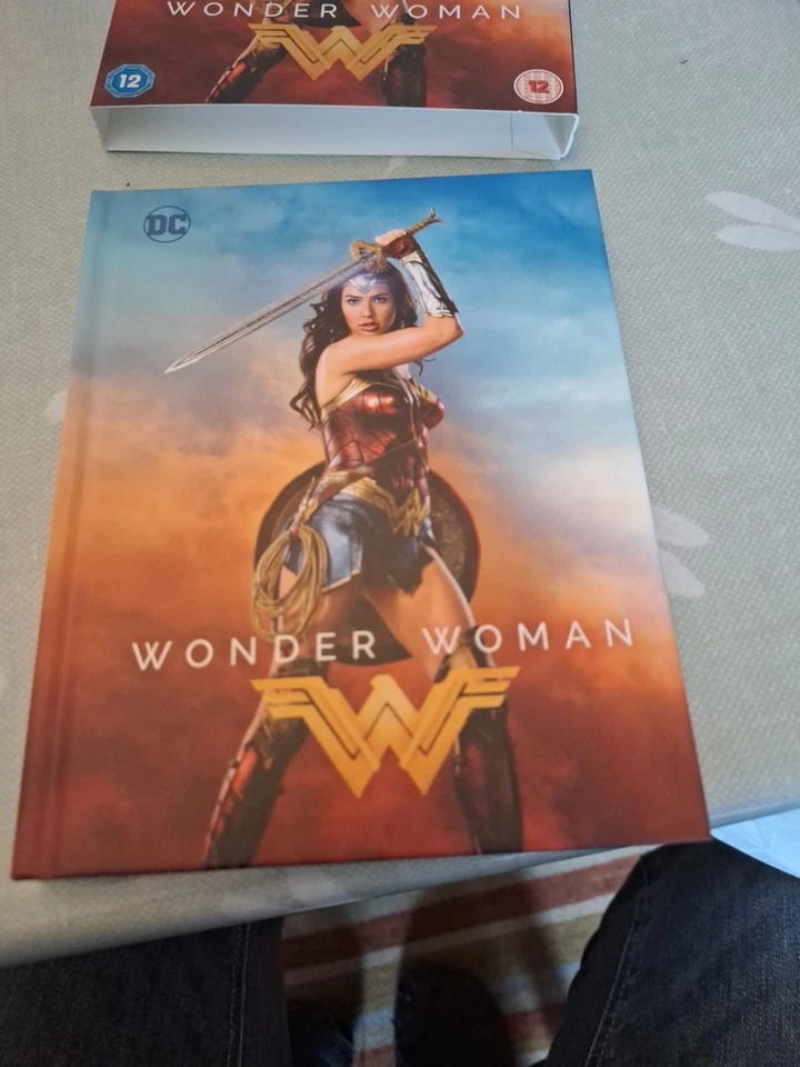 Wonder Woman (2017) Blu-ray with Book, Additional Scenes, and Subtitles - Image 2 of 4