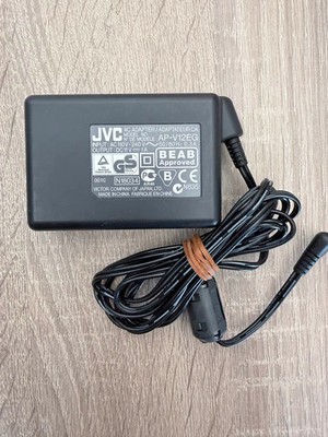 JVC AP-V12EG AC Adapter Ladegerät für JVC Camcorder   NOS