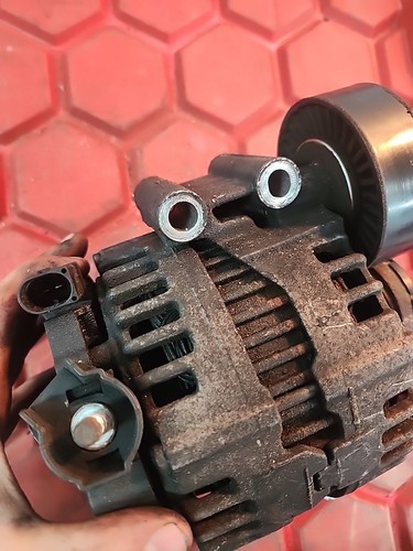 BMW 3 Series 06-11 E90 - Alternator With Pulley - Picture 5 of 5