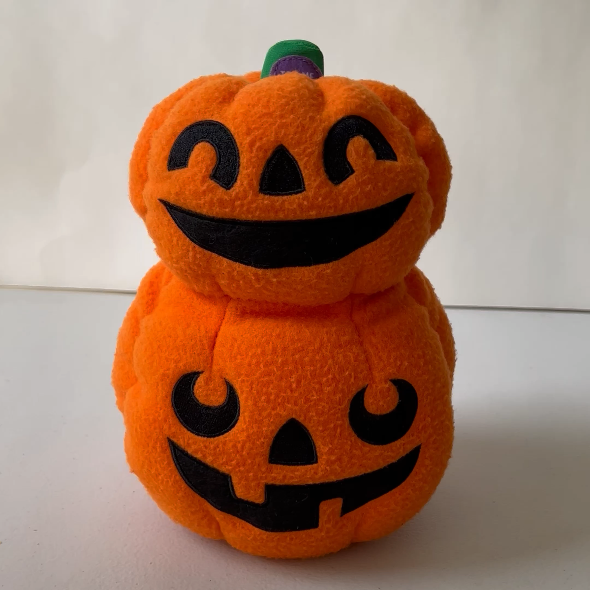 Hyde And Eek Animated Happy Halloween Stacked Pumpkins Plush